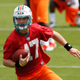 Illustration for article titled A Deadspin Investigation Into Ryan Tannehill's Thumbs